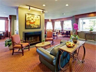 Hawthorn Suites By Wyndham Kent, Wa Bagian luar foto